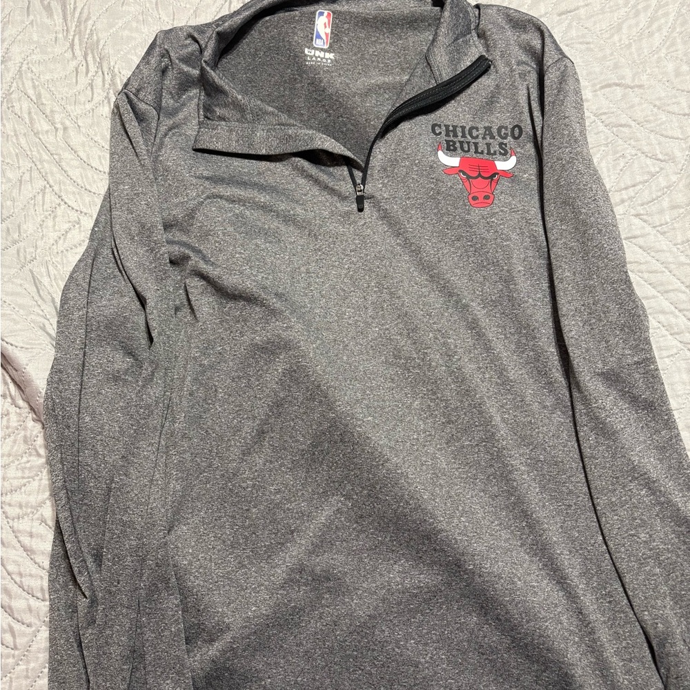 NBA Chicago Bulls Gray Quarter-Zip Pullover Sweater Lightweight